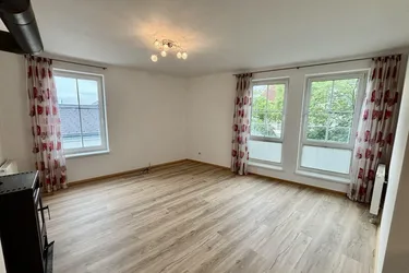SCHULTZ IMMOBILIEN - Charmante 3-Zimmer-Wohnung in Gumpoldskirchen zu mieten! Garagenplatz inklusive!