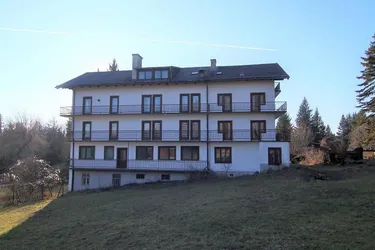 Expose Renovierungsbedürftiges Gewerbeobjekt in Grünlage - Umbau zum Privathaus möglich