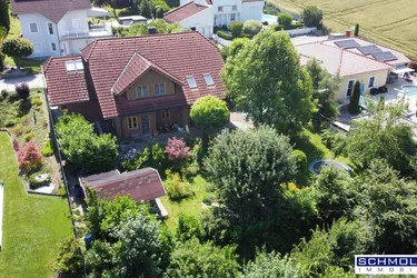 Familienparadies mit Naturgarten in wunderschöner Ruhelage