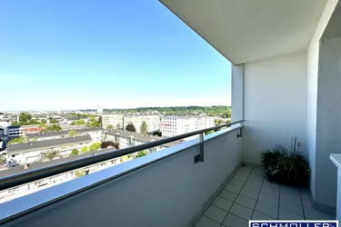Leben hoch über Wels - 4-Zimmer-Wohnung mit Loggia und schöner Aussicht!