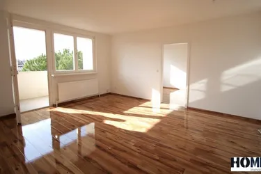  TOP Preis! für familienfreundliche, helle 3 Zimmer Wohnung mit Loggia und Garagenstellplatz