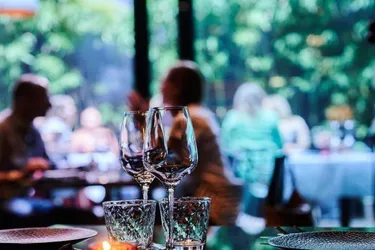 Ablöse: 70.000,- !! Mit Gastgarten! Zur Übernahme an einer Hauptstraße!