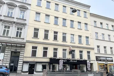 Nahe U3! Klassisches Mittelzinshaus mit ca. 85% Leerstand und Baubewilligung für DG-Ausbau mit Balkonen und Dachterrasse