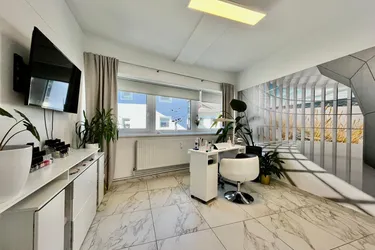 Vielseitige Büro-/Praxisräume zentral – 71 m² ab 01.09.