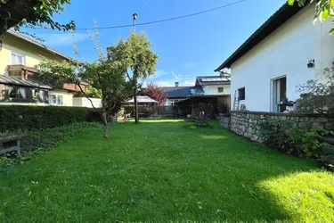 Einfamilienhaus mit Garten in ruhiger Lage