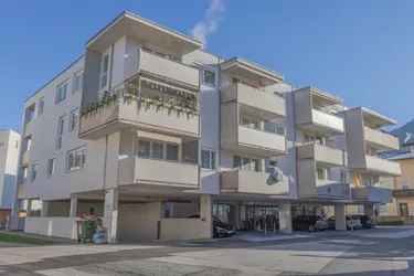 Tiefgaragenstellplätze nach Vereinbarung - Friedhofstraße