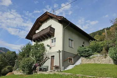 Freundliches Wohnhaus - in sonniger Aussichtslage