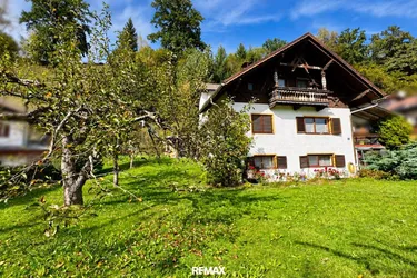 NEU! WOHNEN AUF DER SONNENSEITE – Grundstück mit Altbestand in Baumkirchen