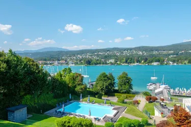 Expose Modernes Seeapartment mit wunderschönem Wörthersee-Blick