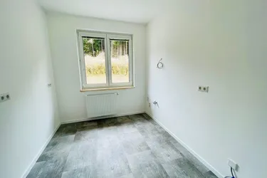 Erstbezug nach Generalsanierung | 3 Zimmer | Loggia