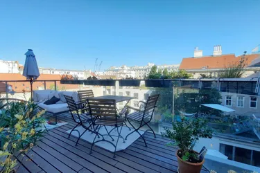 LUXUS IN BESTLAGE MIT GROSSEM BALKON