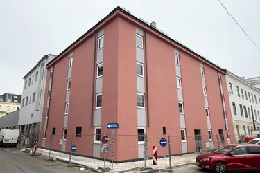 TOPLAGE - NEU ERRICHTETE LAGERFLÄCHEN - Nähe Hauptbahnhof!