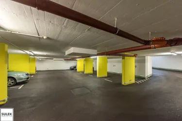 Stellplatz in der Mollardgasse 72!