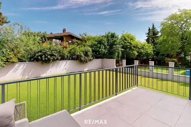 ETWAS GANZ BESONDERES Neuwertige Villa in Grün und Ruhelage mit gepflegtem Garten in privilegierter Lage Wien 1210