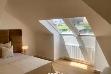 Dachgeschossjuwel mit Terrasse in Bestlage in 1030 Wien – Erstbezug nach Sanierung