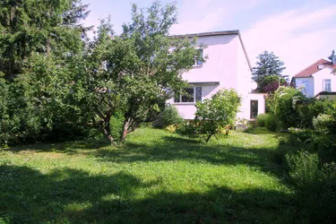 Wunderschönes Südgrundstück mit abrissreifem Haus - Gestalten Sie Ihr neues Zuhause