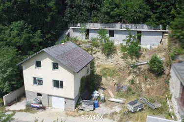 Handwerker aufgepasst! Komplett sanierungsbedürftiges Haus in Pielachhäuser