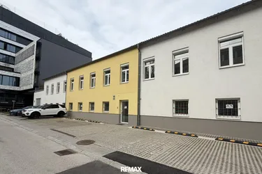 Top-Bürogebäude in St. Pölten: 4 Büros &amp; Besprechungsraum nahe Regierungsviertel