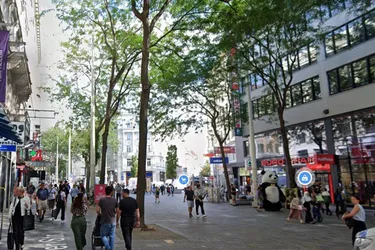 Top Lage, großes Potential, stark frequentiertes Geschäftslokal auf der Mariahilferstraße ab sofort anzumieten!