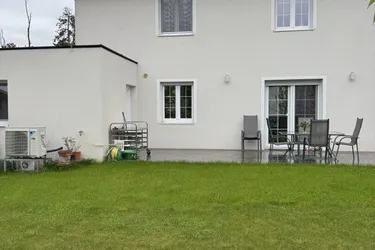 TOP Immobilie in Deutsch Wagram ! Exklusives Einfamilienhaus in schöner Siedlungslage !