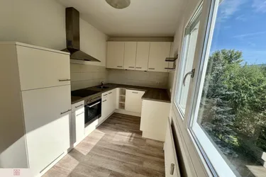 Lichtdurchflutete 2-Zimmerwohnung in Grünruhelage - Maria Enzersdorf/Südstadt