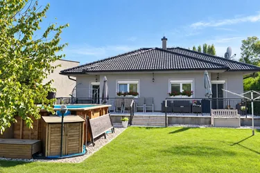 Niedrigenergie - Einfamilienhaus mit Pool, Zurndorf
