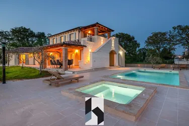 ISTRIEN – Wunderschöne, luxuriöse istrische Villa in TOP Lage