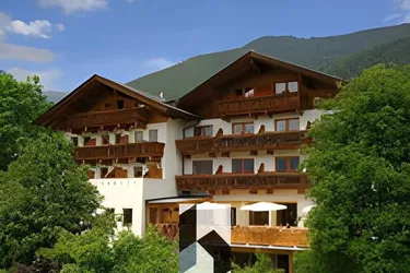 Sehr gut geführtes 4-Sterne Hotel mit hohem Entwicklungspotential zu verkaufen!