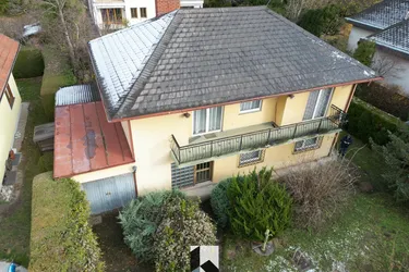 Vielseitiges Haus in begehrter Lage zu verkaufen!