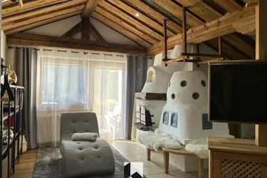 Sonnige Dachgeschosswohnung mit Tiroler Charme &amp; großem Balkon – Wohnen im Herzen der Ötztaler Alpen!