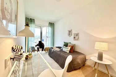 Neubau - Familienwohnung mit 2 Bädern und viel Stauraum - Nähe U-Bahn Station Südtiroler Platz