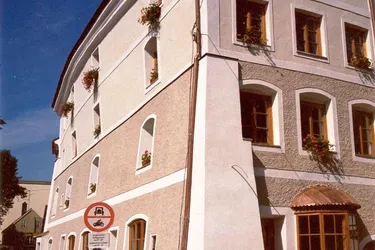 schöne, helle 1 Zimmer - Wohnung in Braunau, 1. Stock