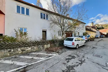 Perfekte Lage im historischen Zentrum Krems Alt Rehberg, Teilbares Grundstück! Investitionsobjekt!