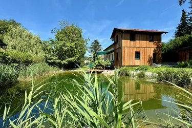 Wienerwald Villa mit Schwimmteich!
