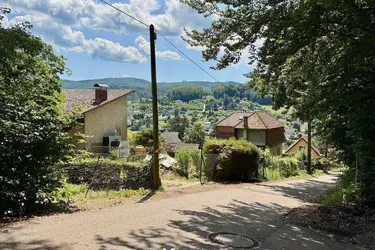 Großes Baugrundstück in Südlage mit Fernblick