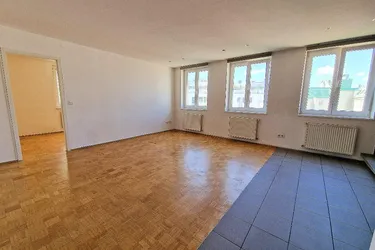 3 Min. von U6; HELLE und RUHIGE 2-Zimmer-Wohnung im 4. Liftstock