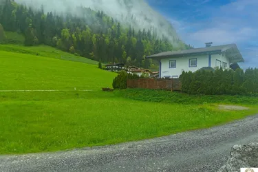 Wunderschönes Baugrundstück in Sonnenlage von St. Ulrich am Pillersee