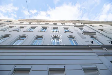 Wohnungspaket mit Werkstatt, Geschäftslokal &amp; baubewilligtem Rohdachboden