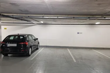 Zentraler Tiefgaragenstellplatz