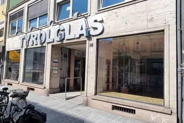 Geschäftslokal/Büro direkt am Boznerplatz!