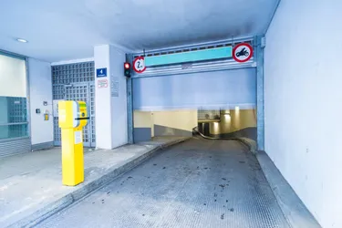 Garagenplätze in der Czerningasse 4 - nähe Nestroyplatz - 1. Untergeschoss