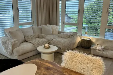 Stilvoll möblierte 3-Zimmer-Wohnung mit moderner Ausstattung