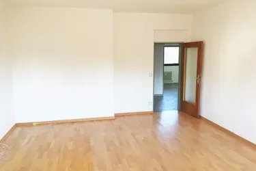 Ruhige, helle 3-Zimmer-Loggia-Wohnung direkt bei der HTL-Mödling - ab sofort verfügbar!