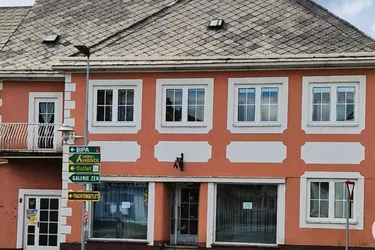 Aktiv und Tätig - Doppelhaus!