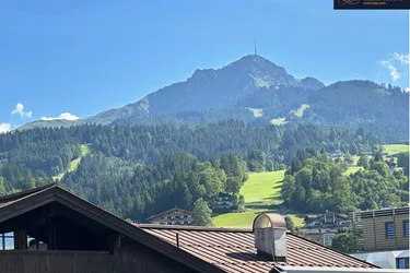 Neuwertiges und modernes Wohnen mit einzigartigen Bergpanorama