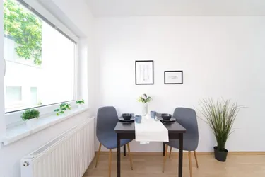 Helles City-Apartment mit Top-Anbindung &amp; All-Inclusive-Komfort