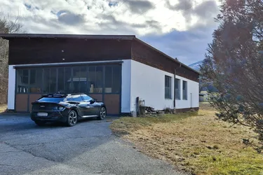 Geräumige Lagerhalle nahe Seeboden am Millstätter See.