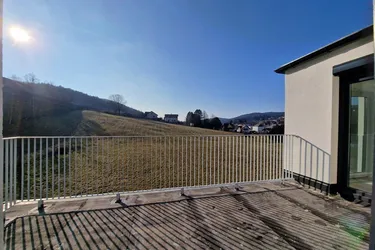 Expose TOP 10 - Sonnig, Ruhig, Modern - Pressbaum bei WIEN! - Neue, hochwertig ausgestattete Wohnung mit Balkon und Loggia