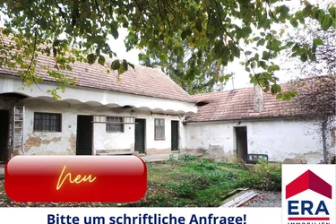 Atzelsdorf KAUF - Großer Grund mit altem Bauernhaus