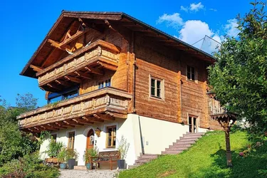 alpine sensation: Tradition trifft Moderne im Traumhaus für Sie